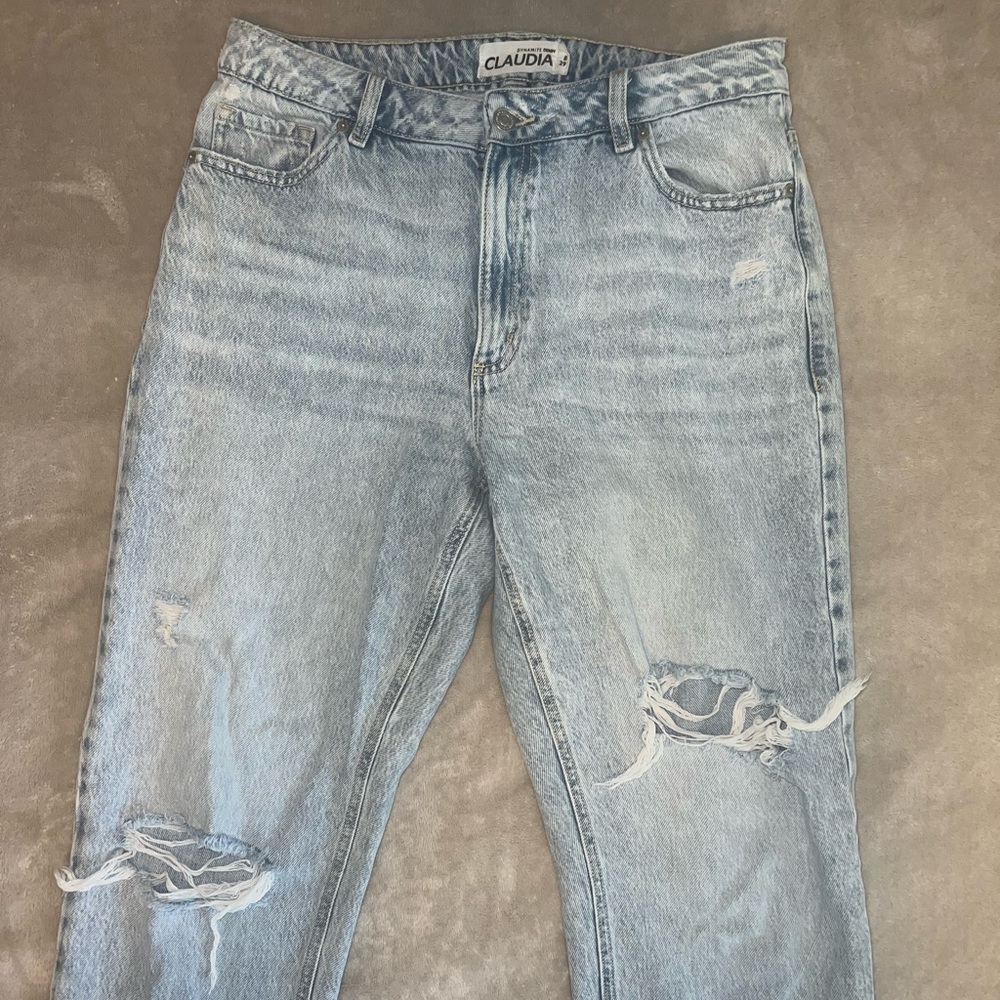 Dynamite Distressed Mom Jean